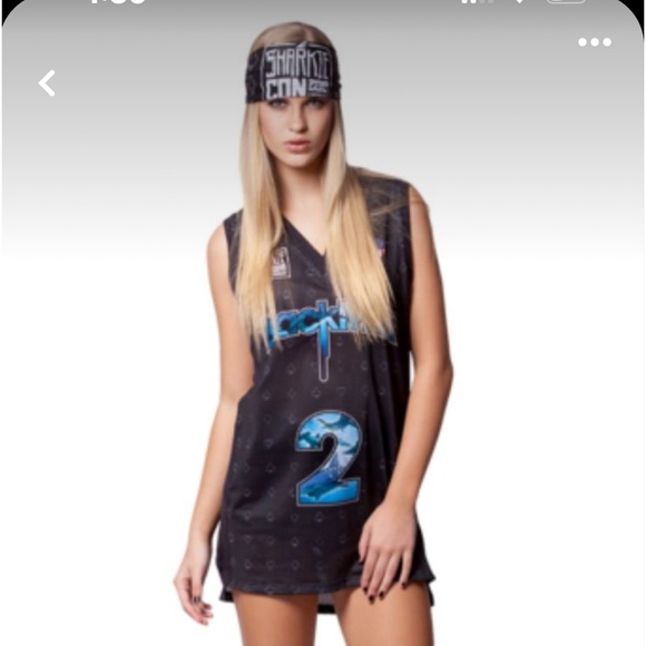 BlackMilk Clothing- SharkieCon Shooter- Size Small - Picture 2 of 7